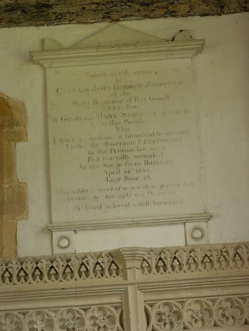 Placa en memoria de John Bridger Shiffner
existente en la Iglesia de East Sussex, en su capilla mayor.
